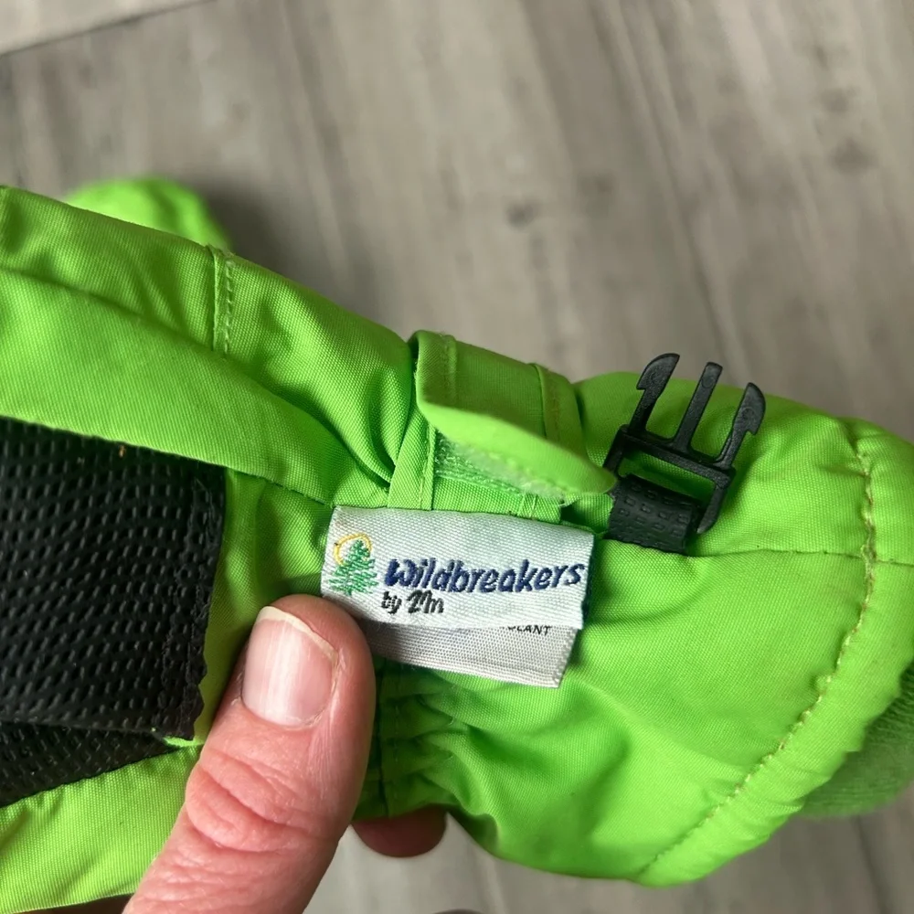3M Thinsulate Bright Green Kids Mittens